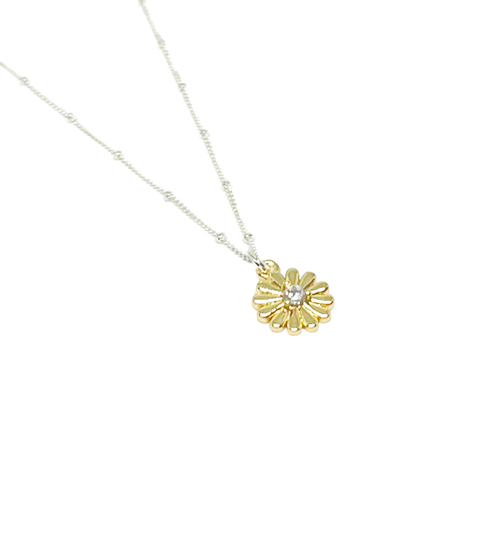 Daisy Necklace