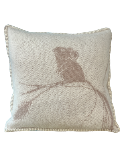 Mouse Wool Cushion